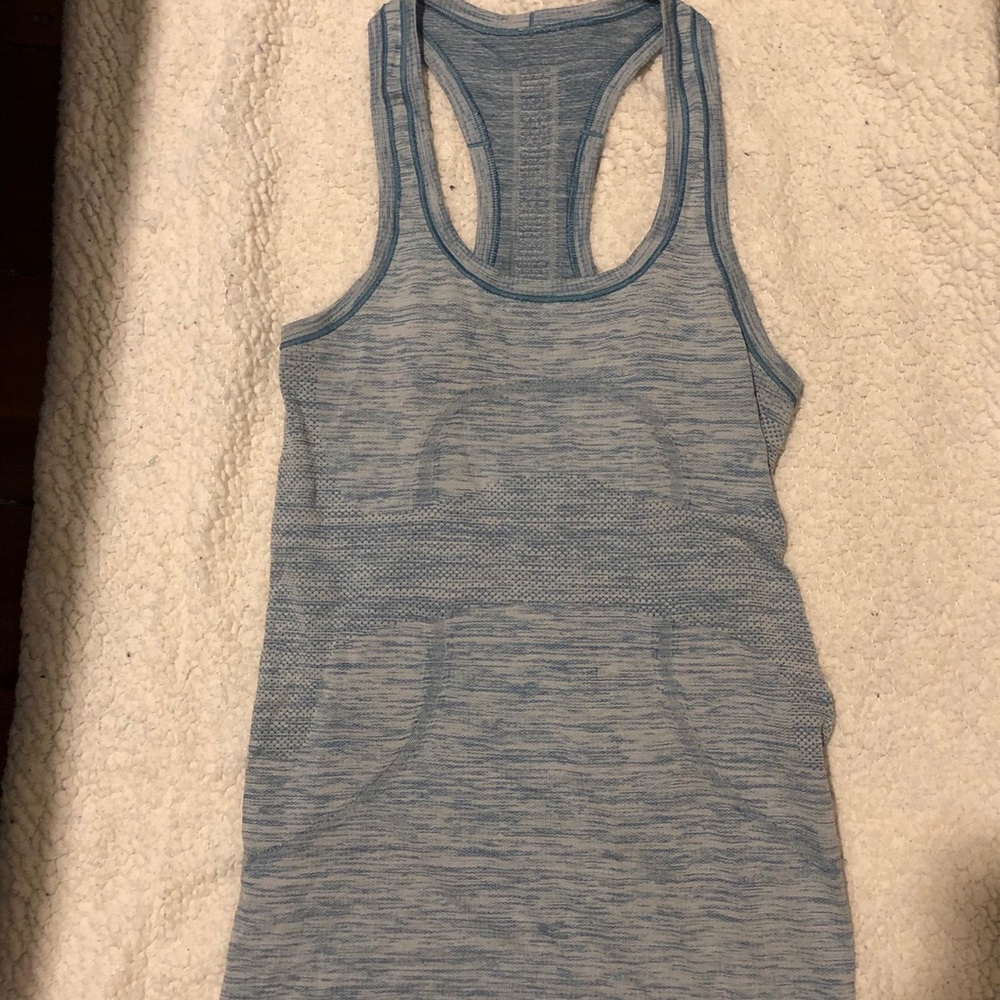 Lululemon tank top